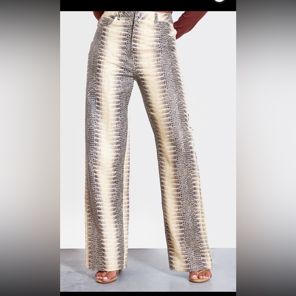 PLT Tall Cream Snake Print High Waist Wide Leg Jeans - Picture 5 of 6